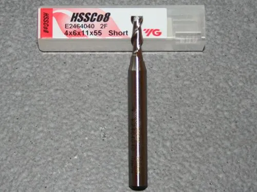 HSSE-CO8, 2 Schneiden 42� Rechtsspirale kurz 4.00mm, unbeschichtet