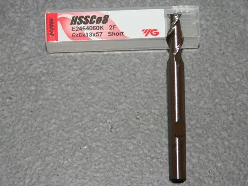 HSSE-CO8, 2 Schneiden 42� Rechtsspirale kurz 6.00mm, unbeschichtet