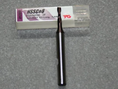HSSE-CO8-TiAIN Fr�ser 2Z, 3.00mm, extra lang.
