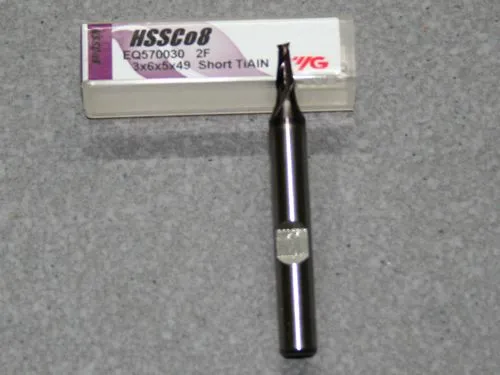 HSSE-CO8-TiAIN Fr�ser 2Z, 3.00mm