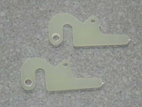 Fahrwerksklappenscharnier GFK