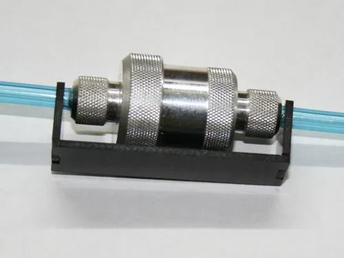 Halterungen Spritfilter- 4mm Schlauch GFK schwarz