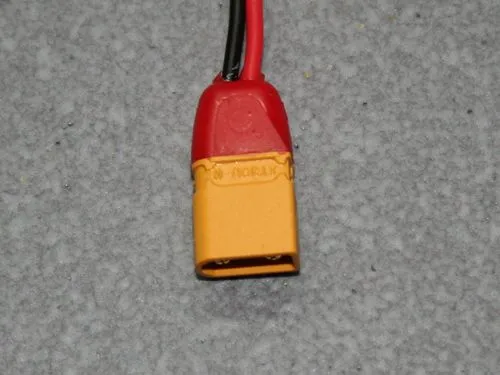 XT-30 Stecker Isolation