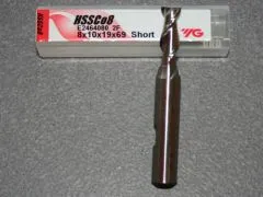 HSSE-CO8, 2 Schneiden 42� Rechtsspirale kurz 8.00mm, unbeschichtet