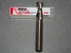 HSSE-CO8, 2 Schneiden 42� Rechtsspirale kurz 12.00mm, unbeschichtet